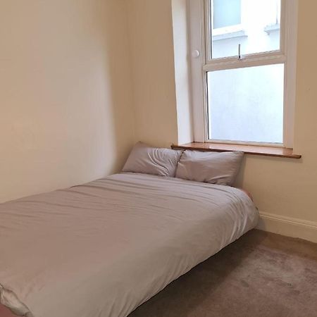 One Bedroom Apartment Dublin Exterior foto